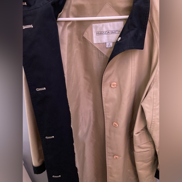 Vintage Amanda Scott Trench Coat - Picture 2 of 3